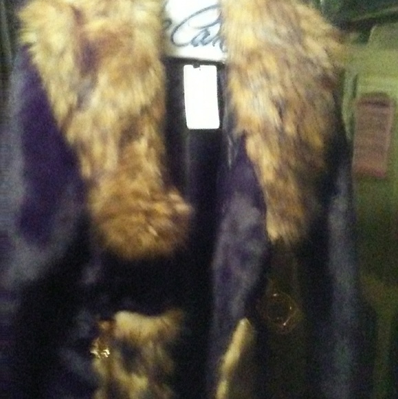 Brand new Rabbit fur coat - Picture 2 of 2